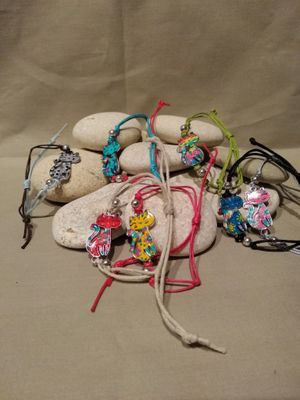 Pulseras