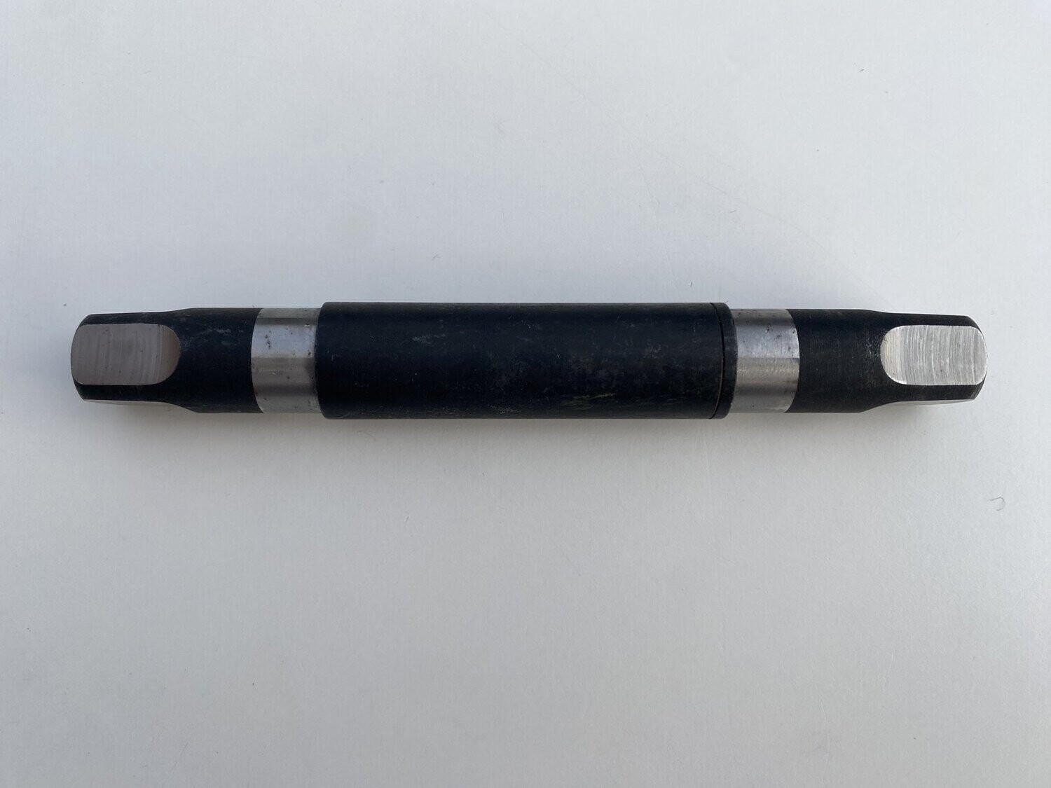 600019 - Mavic 616 Innenlager-Achse / 134 mm