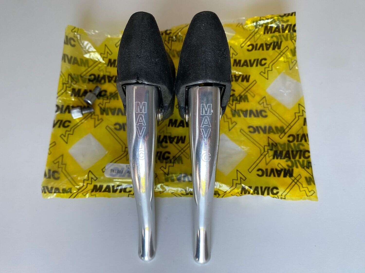 MAVIC 451 Brake set / left & right levers /  NOS