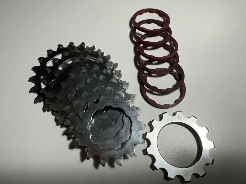 571900 - Mavic 571 "sharktooth" cassette / 13-20 T / 8-speed / for Mavic freewheel body