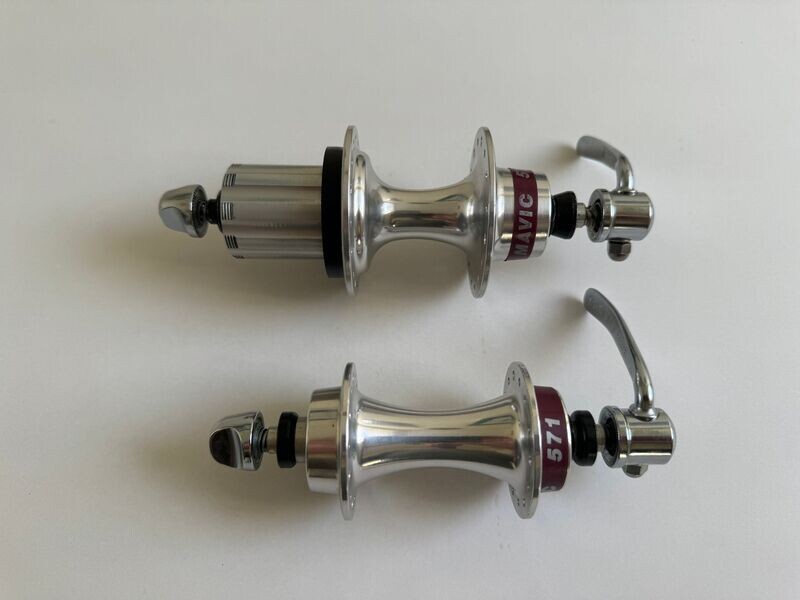 MAVIC 571 Hubset / 32 hole / MAVIC freewheel body / 8-speed / VGC