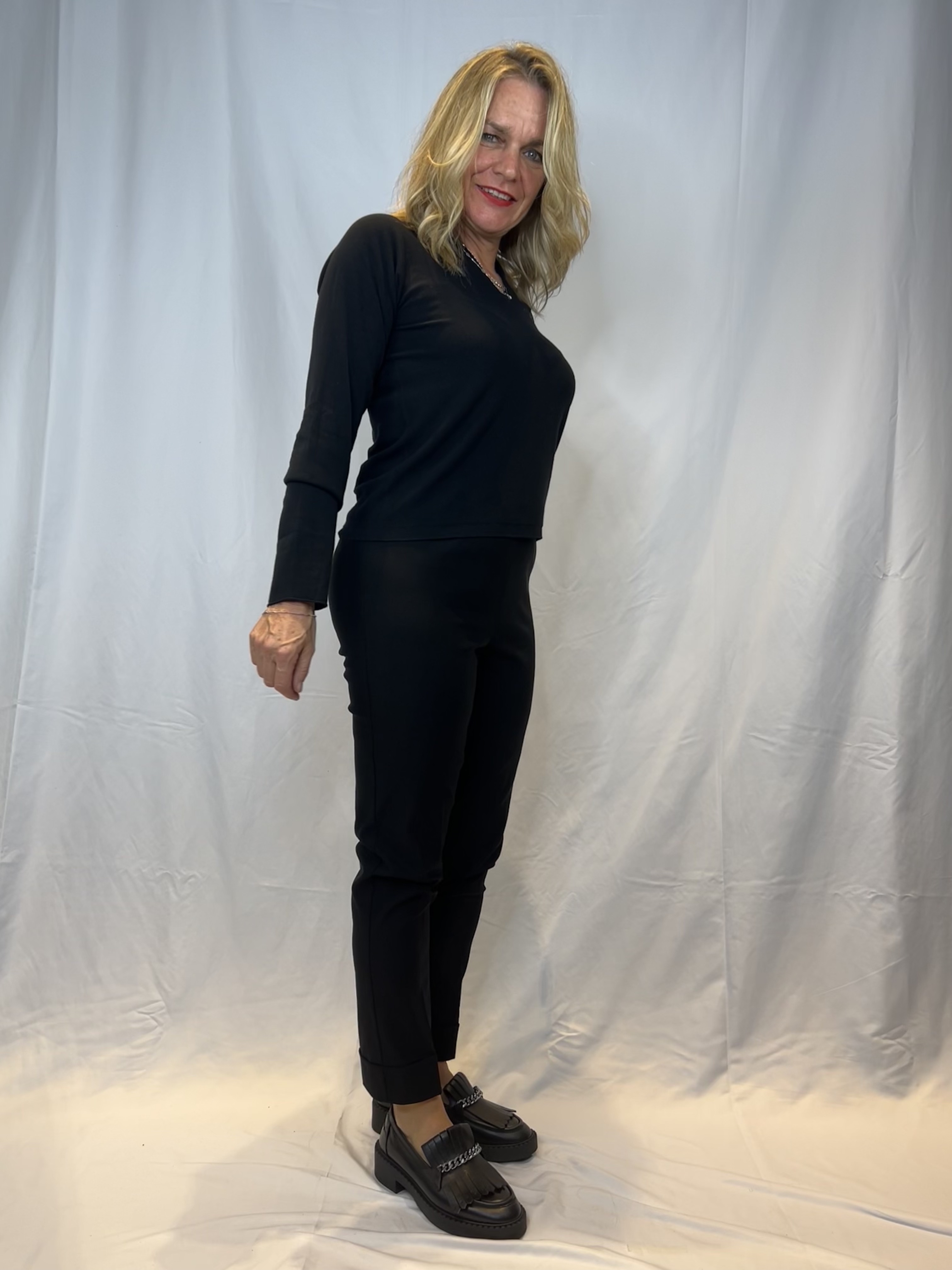 Pantaloni a sigaretta con risvolto Bambina, Nero | Milano