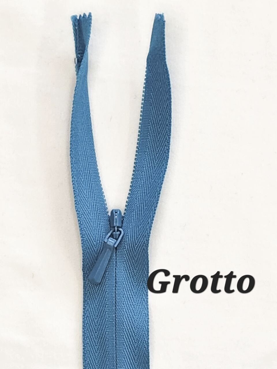 Grotto 18 Inch