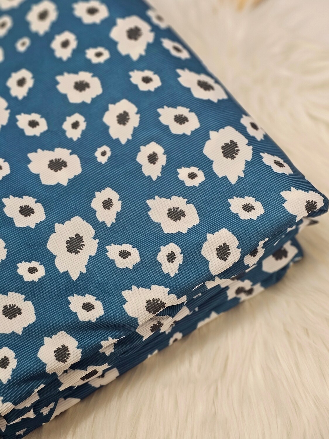 *Unique Design* Petite Poly Ribbed Knit White Floral Design Teal