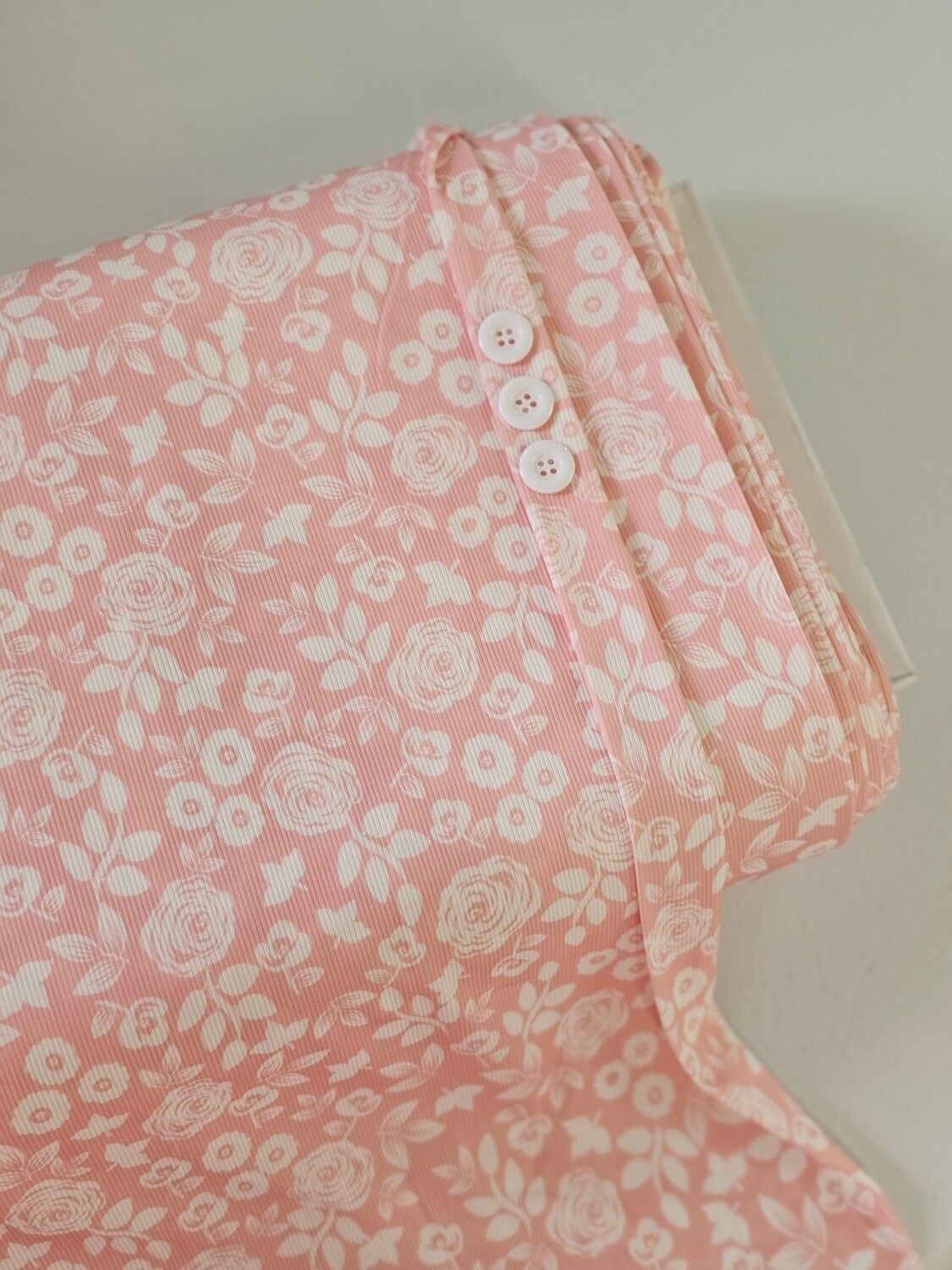 *Unique Design* Petite Poly Ribbed Knit White Roses Soft Pink