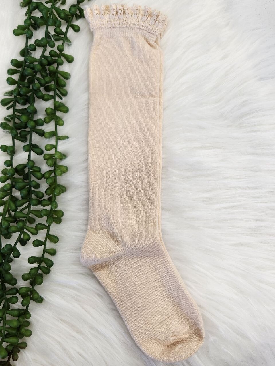 4-6 yr. Cream Lace Socks-1