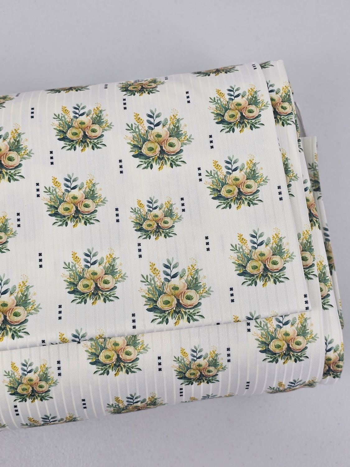 *Unique Design* Poly Ribbed Knit Summer Bouquet White