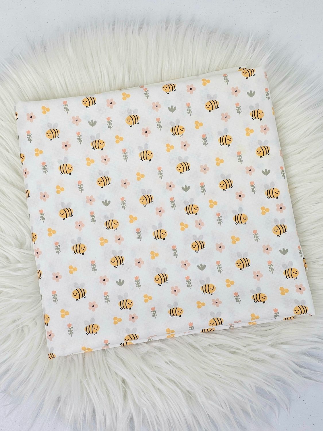 * Unique Design * Poly Slub Bee&#39;s &amp; Blossoms