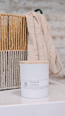 White Linen Coconut Wax 16 oz. White Bamboo Lid
