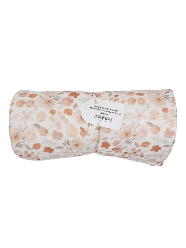 * Unique Design * Cotton Muslin Sweet Meadows 2 1/6 yards