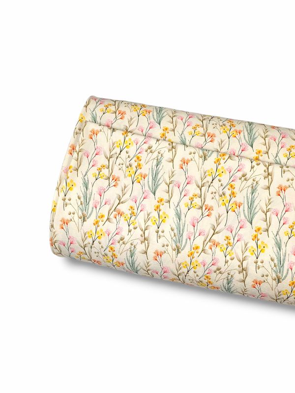 *Unique Design* Cloud Poly Wandering Vines Cream