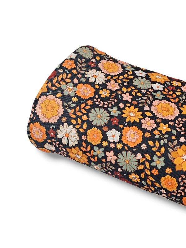 *Unique Design* Willow Ribbed Knit Retro Blooms Black