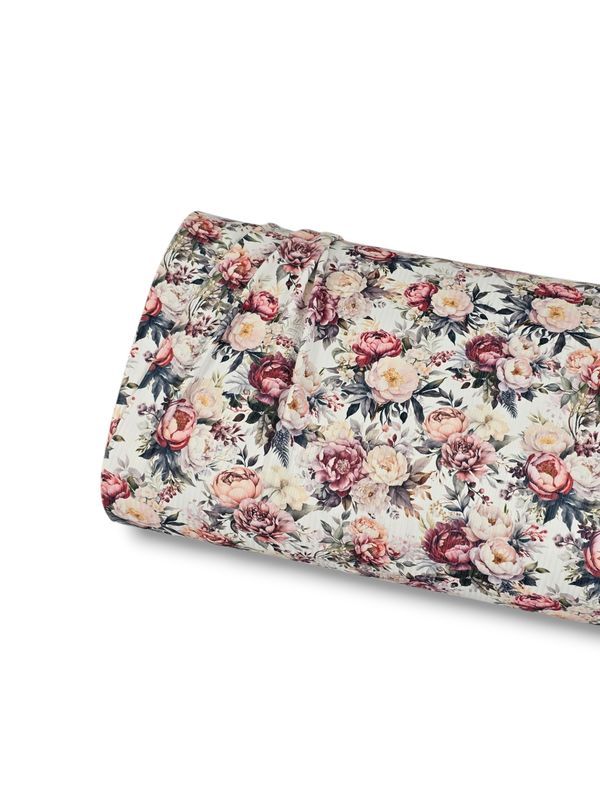 *Unique Design* Willow Ribbed Knit Peony Noel White