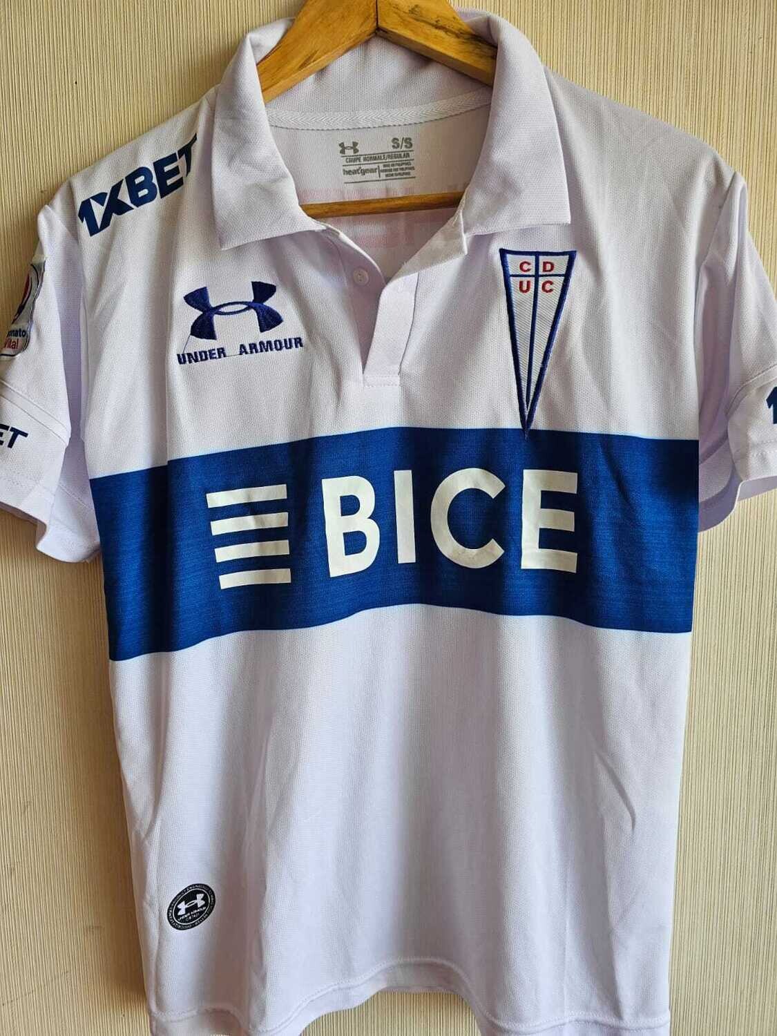 Universidad católica -  talla S
