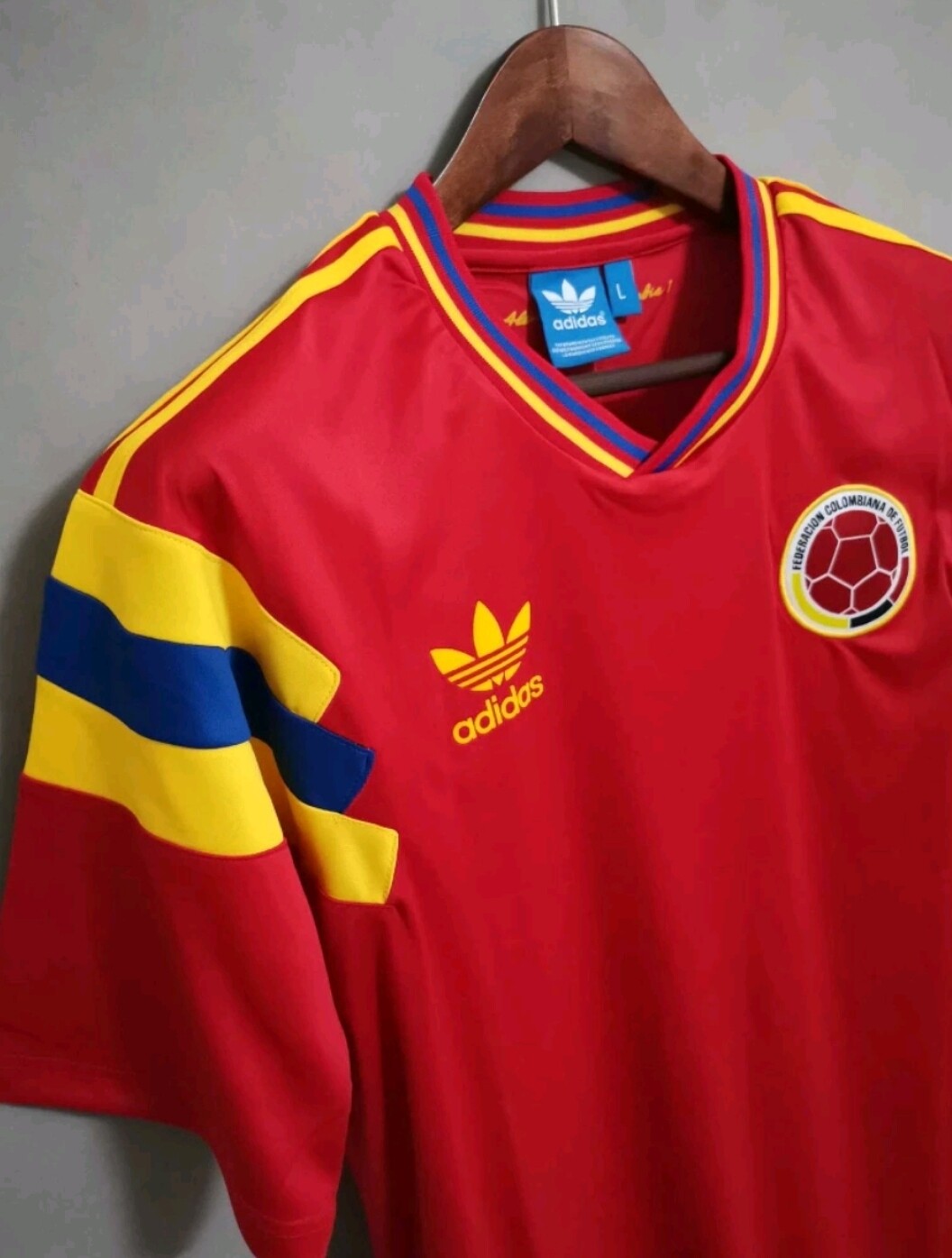 Retro Colombia - Valderrama