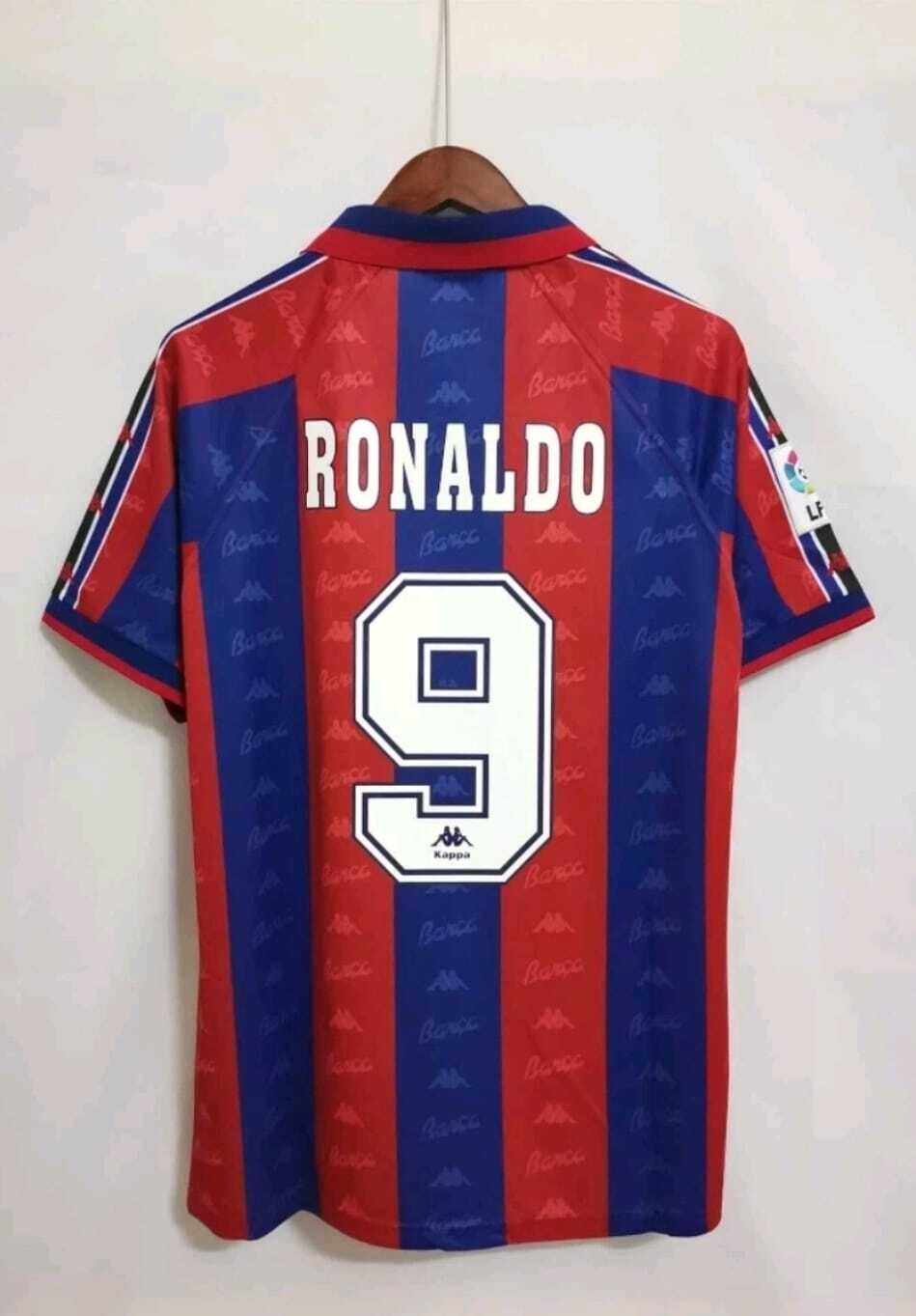 Retro Barcelona - RONALDO - PREMIUM QUALITY