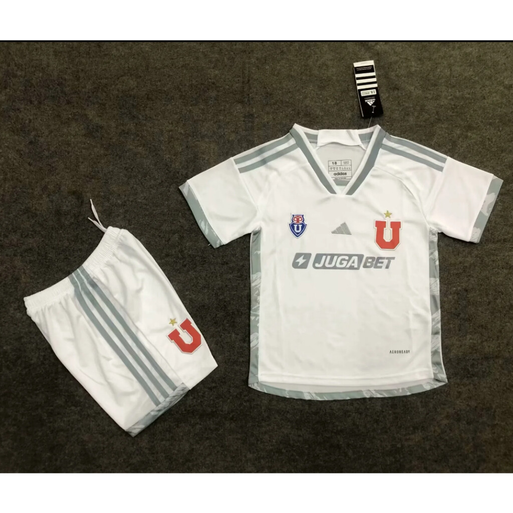 Conjunto Universidad de Chile blanco 2024