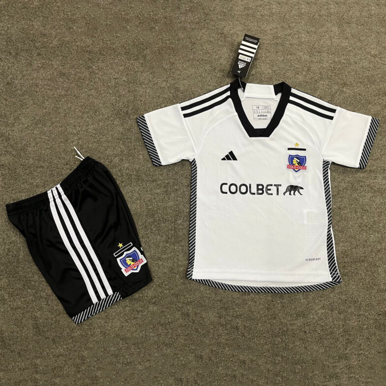 Conjunto Colo Colo 2024