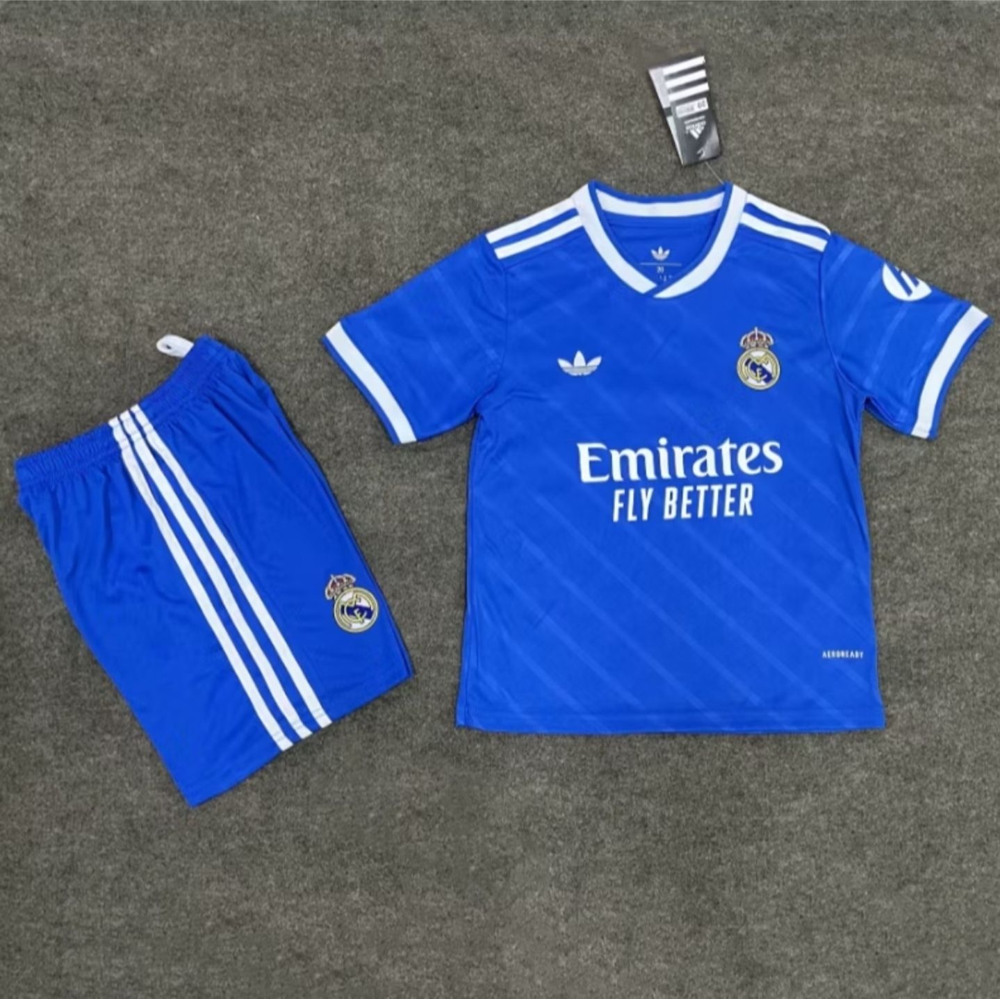 Conjunto Real Madrid 25/26 azul