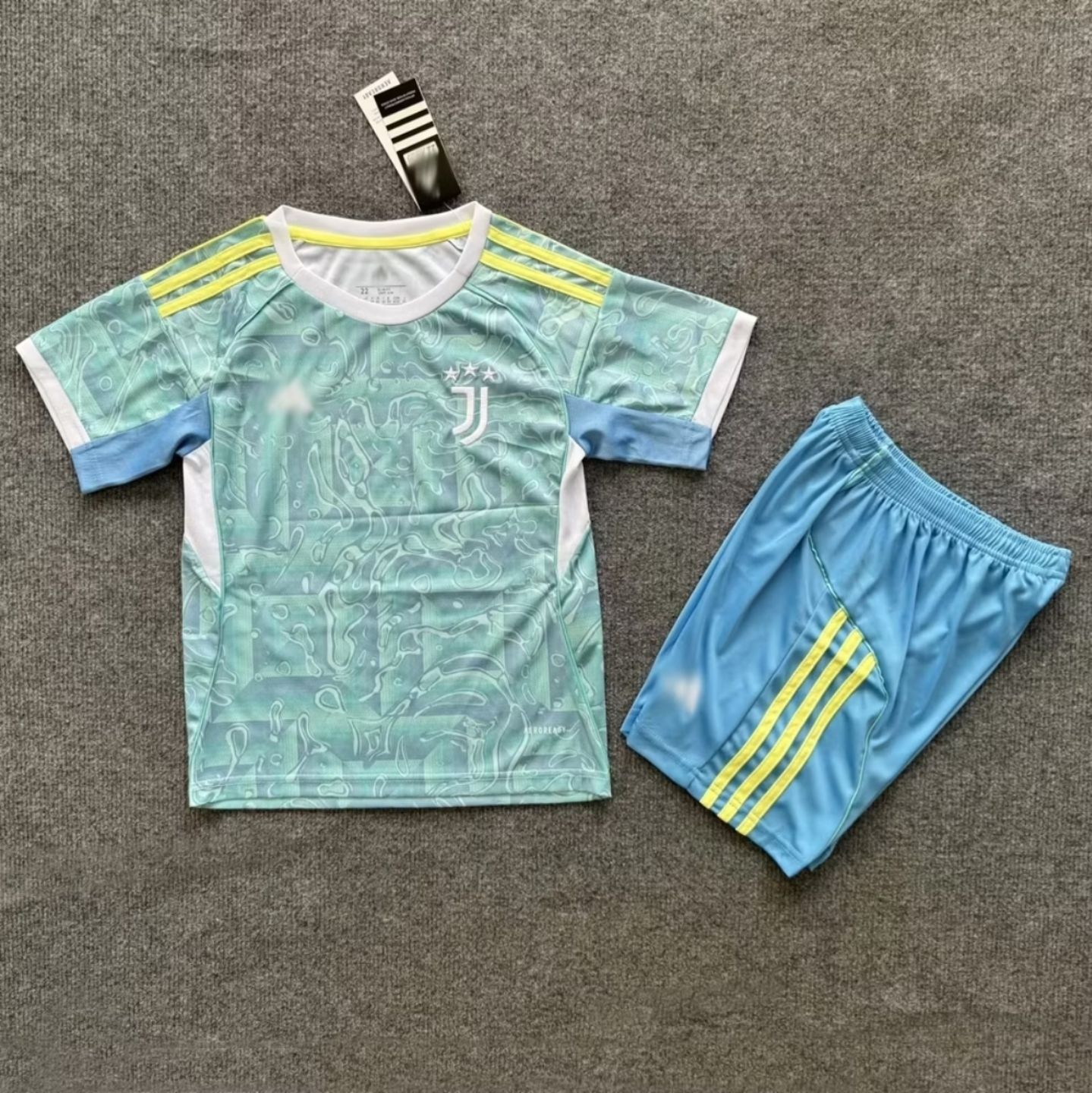 Conjunto Juventus 25/26 visita - Premium Quality 