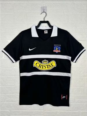 Retro Colo Colo 1996 manga corta negra - Premium Quality  Retro Colo Colo 1996 manga corta negra - Premium Quality