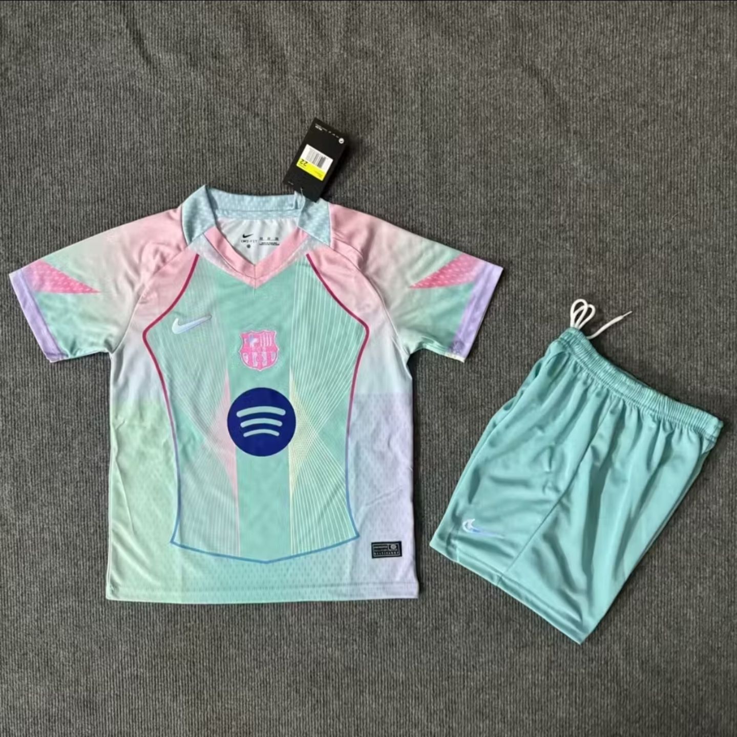 Conjunto Barcelona oficial 2025/2026 celeste