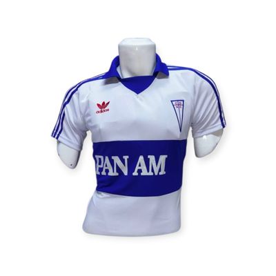 Universidad Católica Retro 87/89 - No Premium Universidad Católica Retro 87/89 - No Premium