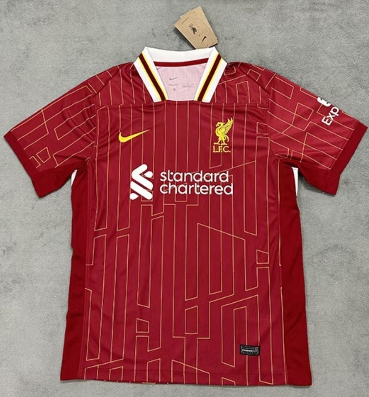 Liverpool 24/25 local roja version fans - PREMIUM QUALITY