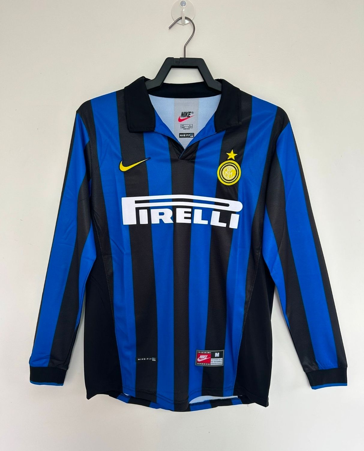 Retro Inter de Milán - Premium Quality Retro Inter de Milán - Premium Quality