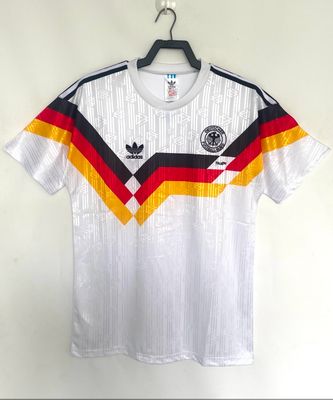 Retro Alemania 1990 - sin cuello - Premium Quality Retro Alemania 1990 - sin cuello - Premium Quality