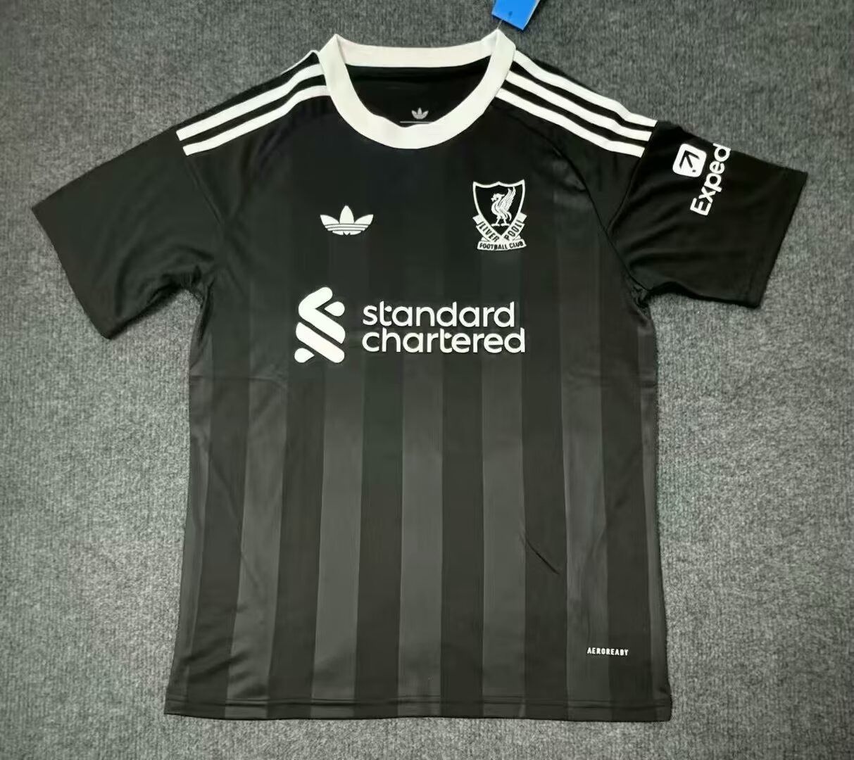 Liverpool  portero 2026 manga corta version fans - PREMIUM QUALITY