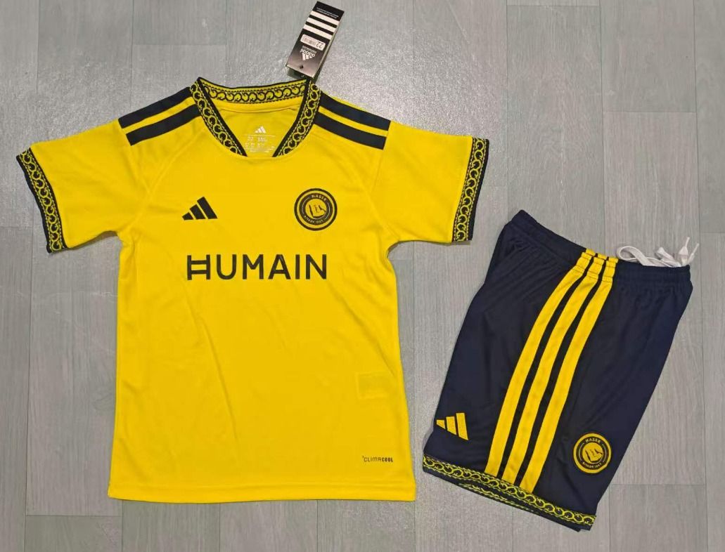 Conjunto Al Nassr temporada 26/27 Local - Premium Quality