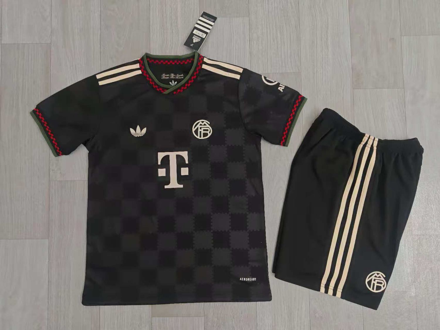 Conjunto Bayer Munich Visita (2) 2025/2026 - PREMIUM QUALITY