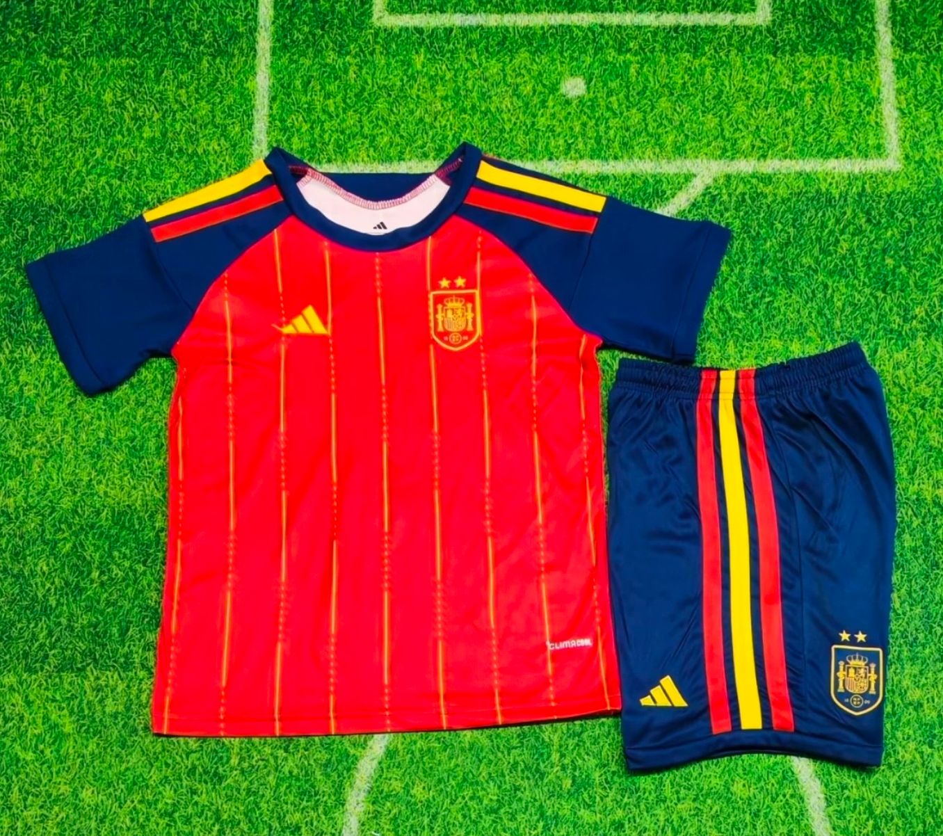 Conjunto España campeón mundial local 26/27 - PREMIUM QUALITY Conjunto España campeón mundial local 26/27 - PREMIUM QUALITY