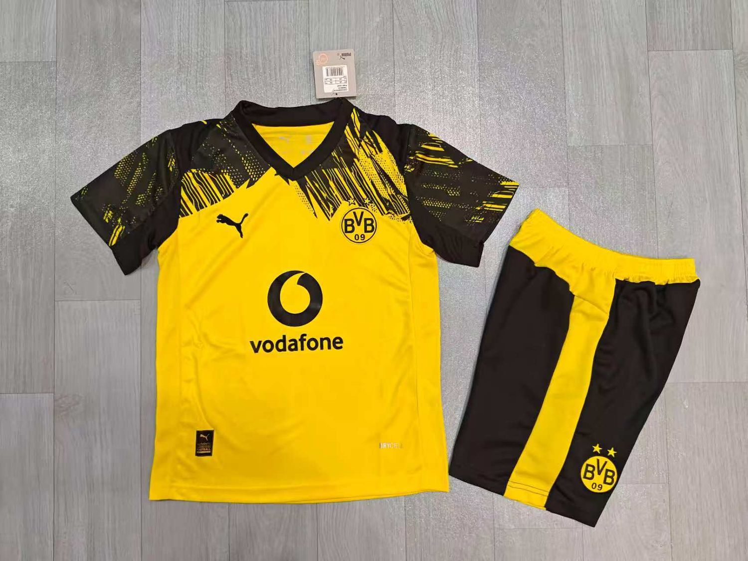 Conjunto Borussia Dortmund 2025/2026 - PREMIUM QUALITY