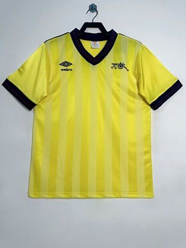 Retro Arsenal temporada 1983-1986 visita manga corta - Premium Quality