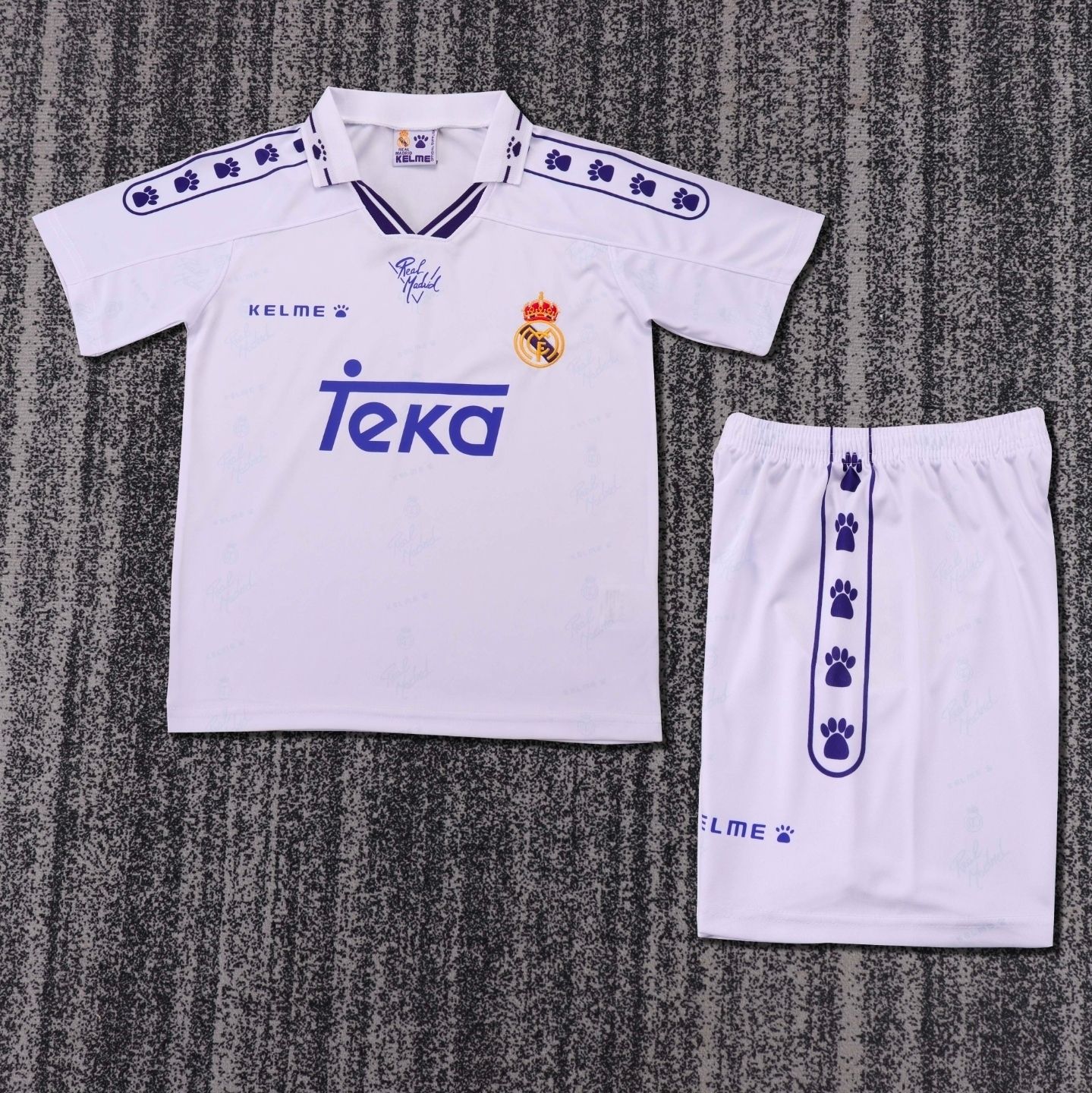 Conjunto Real Madrid retro ZAMORANO 1994/1996 blanca