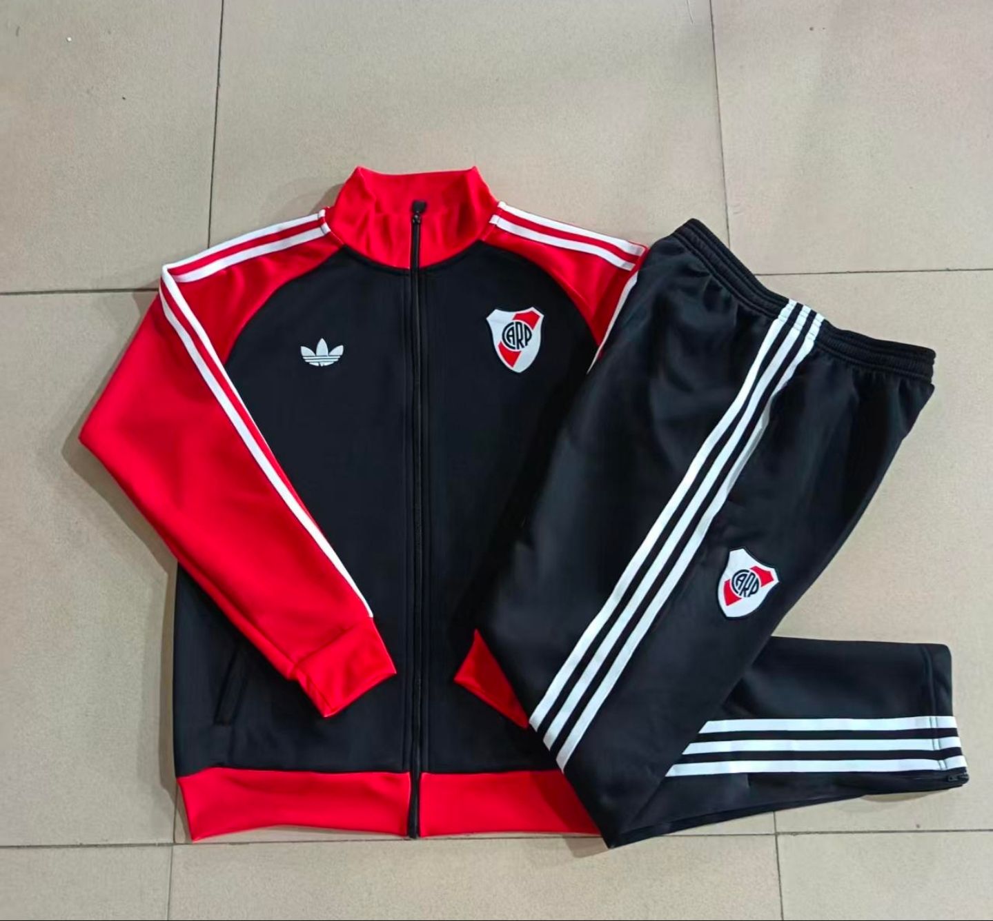 RIVER PLATE - BUZO COMPLETO  - PREMIUM QUALITY