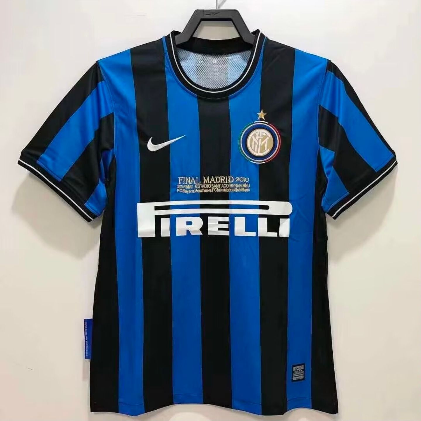 Inter de Milan 2010 manga corta local - RETRO PREMIUM QUALITY