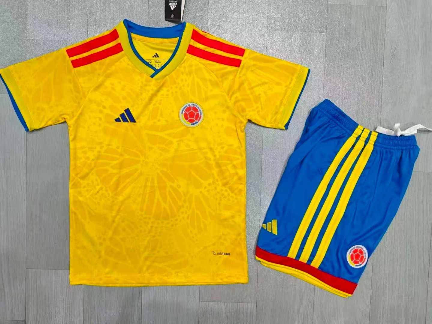 Conjunto Colombia local 26/27 - Premium Quality