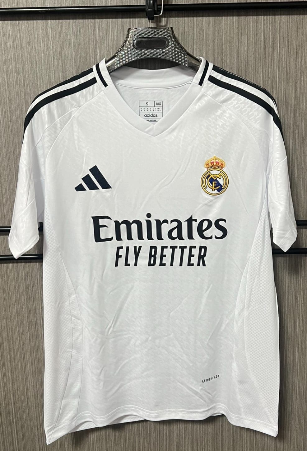 Real Madrid local 24/25 manga corta version fans - PREMIUM QUALITY