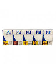 L y M carton