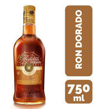 Ron Medellín Dorado botella