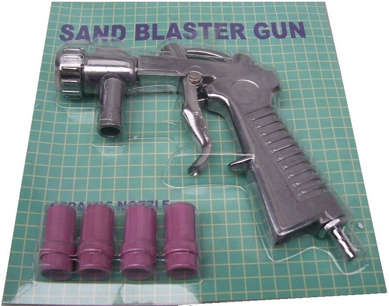 SANDSTRAHLPISTOLE mit 4 Düsen 07009 SANDSTRAHLPISTOLE mit 4 Düsen 07009