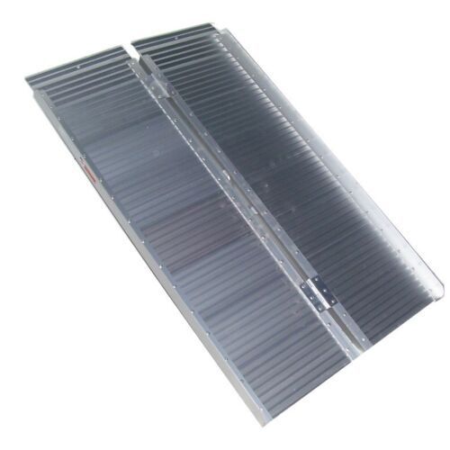 Alu Rollstuhlrampe 120cm klappbar Rollirampe 06145 Auffahrrampe Türschwellenramp