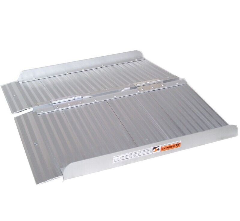 Alu Rollstuhlrampe 60cm klappbar Rollirampe 06144 Auffahrrampe Türschwellenrampe