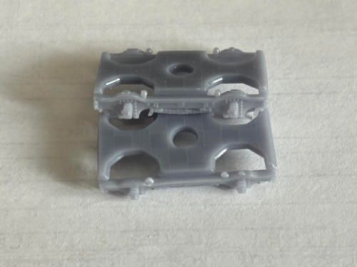 N Gauge Gresley 8ft 6in std bogies (pair)