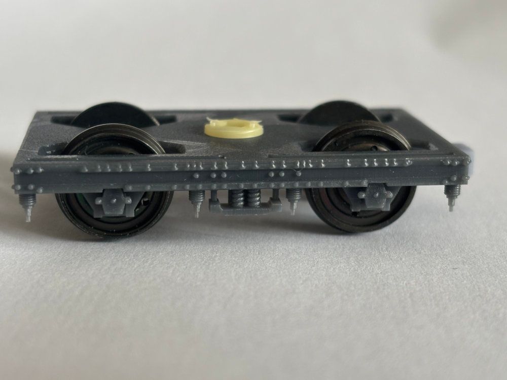 side view of 8ft dreadnought bogie