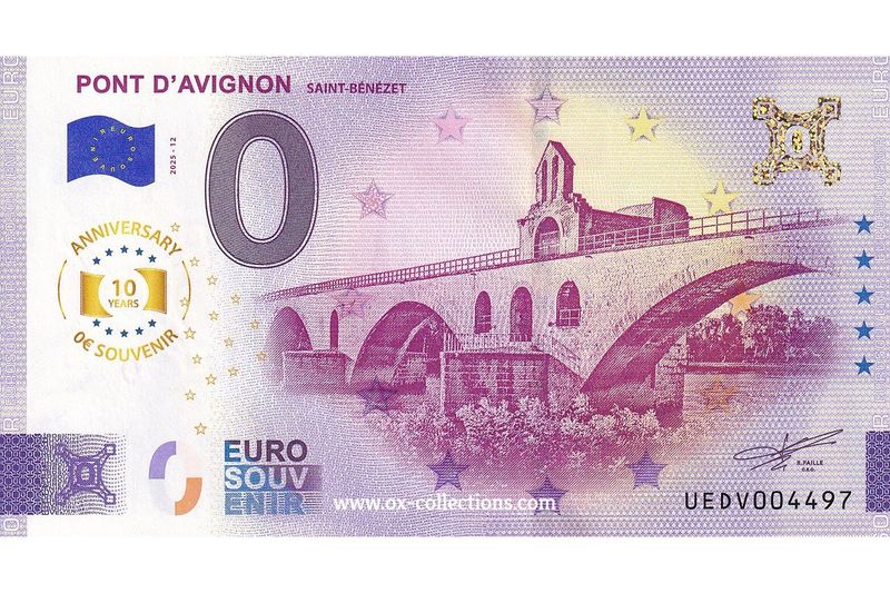 FR - Pont d'Avignon - 2025-12