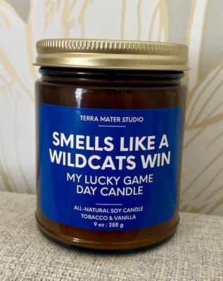 SMELLS LIKE A WILDCAT WIN CANDLE ADD-ON